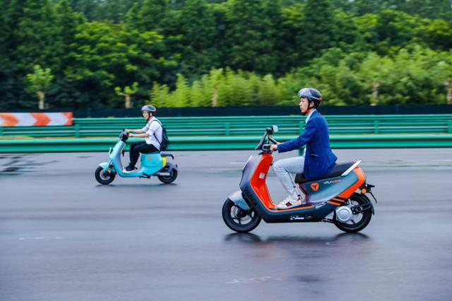 預防電動車電池自行放電的三個小妙招